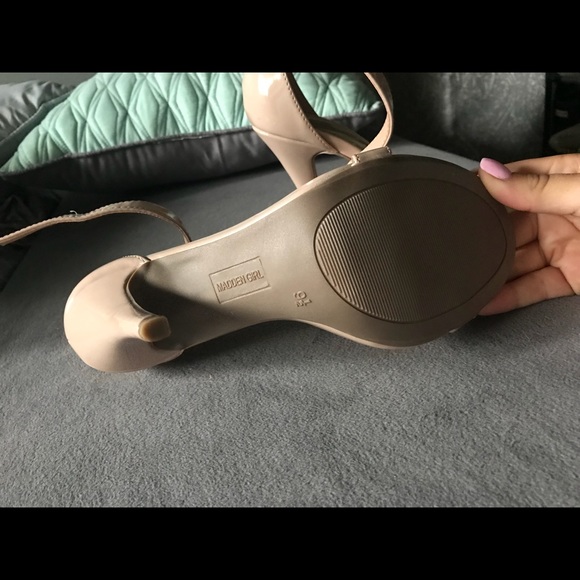 Nude heels - Picture 3 of 3